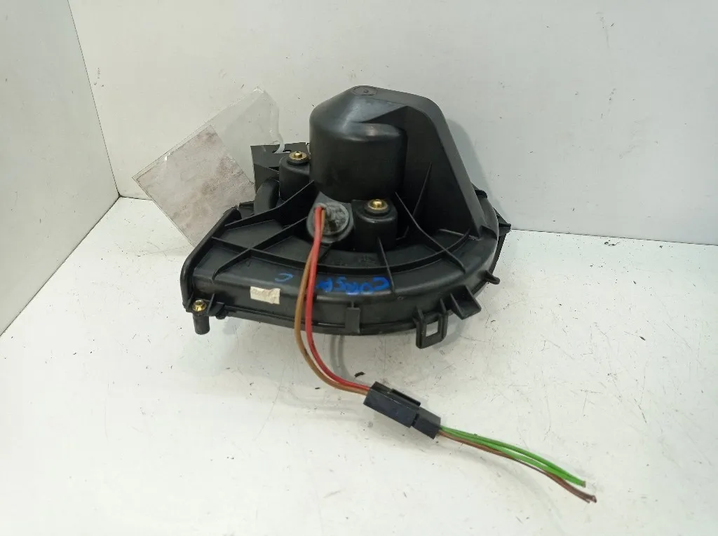 MOTORINO VENTILAZIONE ABITACOLO OPEL Corsa C 3P 1° Serie 90535114 Z10XE benzina 973 (00>03)