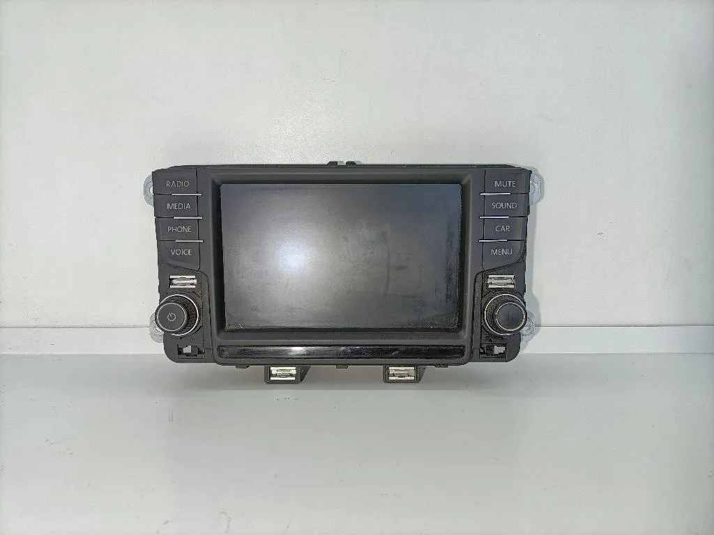 NAVIGATORE con codice 6C0919603B da VOLKSWAGEN Polo 5° Serie (09>17)