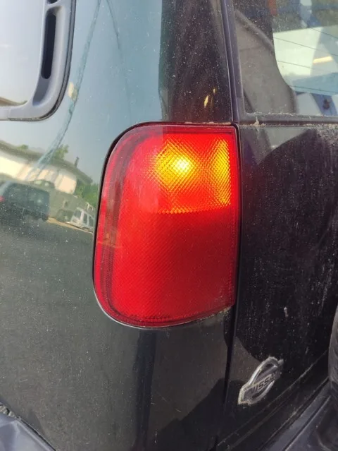 FANALE POST SX INT NISSAN TERRANO II 96>99