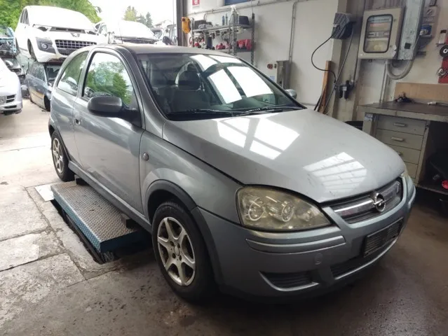 CENTRALINA FUSIBILI OPEL CORSA C 04>06
