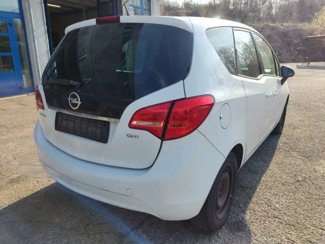 CENTRALINA FUSIBILI OPEL MERIVA 10>14