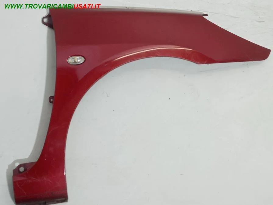 PARAFANGO ANT. DX IN PLASTICA ROSSO MET.