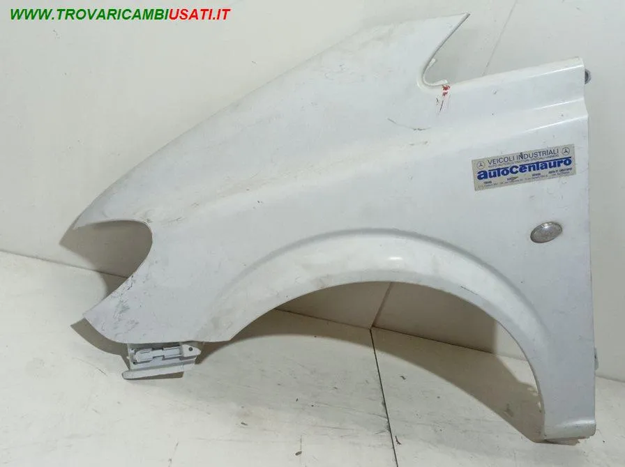 PARAFANGO ANT.S. BIANCO (CON SUPPORTINO INT ROTTO MA BUONO) MERCEDES VITO (W639)