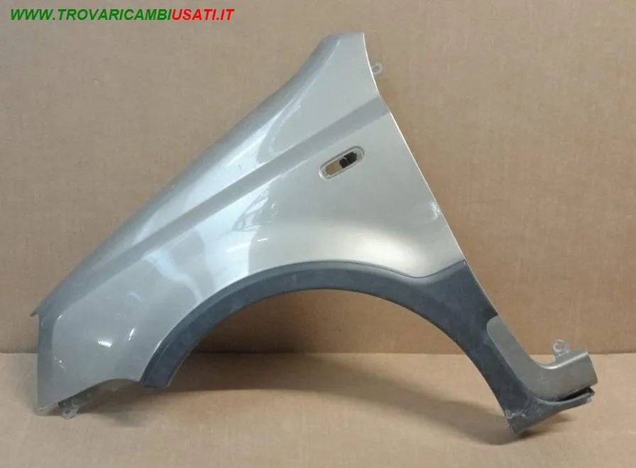 PARAFANGO ANT.S. ORO MET. C/MOD.ARCO RUOTA
