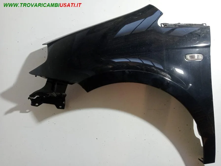 PARAFANGO ANT. SX NERO MET  LANCIA - MUSA - 2004 > 2007, LANCIA - NEW MUSA - 2007 > 2013 CODICE/I: OE 51732283 LA3503014 999-U1309943
