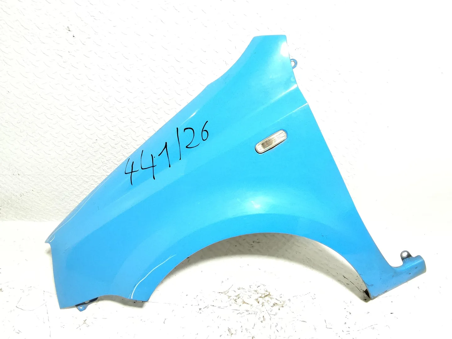 PARAFANGO ANTERIORE SINISTRO con codice 46827088 da FIAT Panda 2° Serie (03>10)