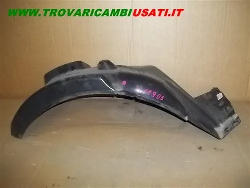 PARASASSI INT.PASSARUOTA ANT.S.(parte post.) BMW Serie 1 E87 5 porte