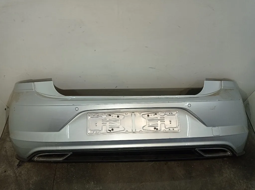 PARAURTI POSTERIORE COMPLETO VOLKSWAGEN Polo 6° Serie 2G6807421GRU DBYA (17>)