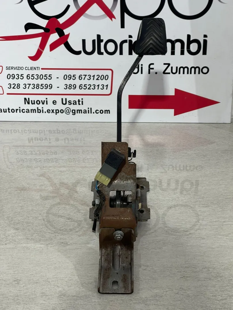 PEDALE FRIZIONE HYUNDAI iX35 1° Serie 328022Y050 (10>)