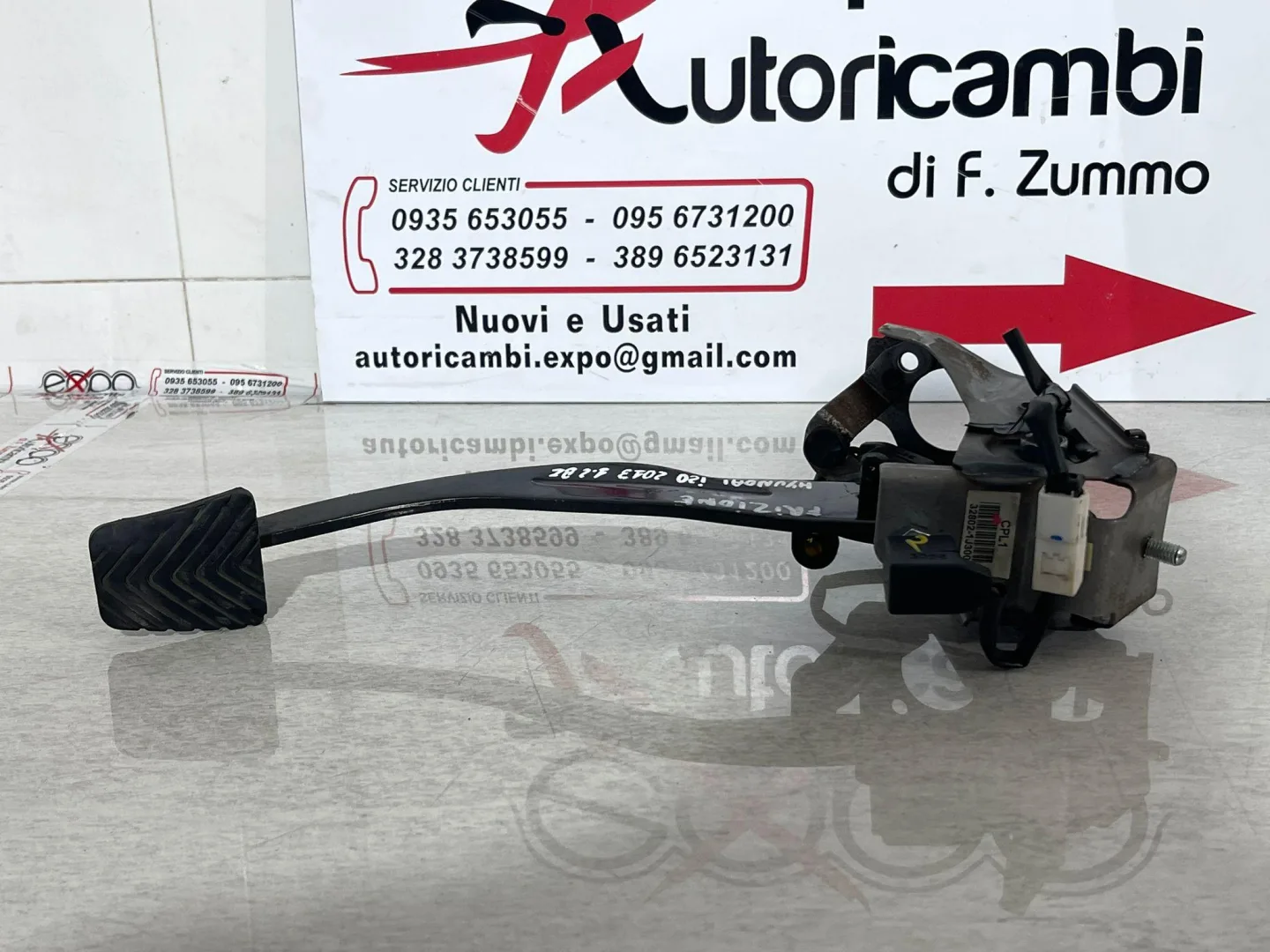 PEDALE FRIZIONE HYUNDAI i20 1° Serie 328021J300 (08>14)