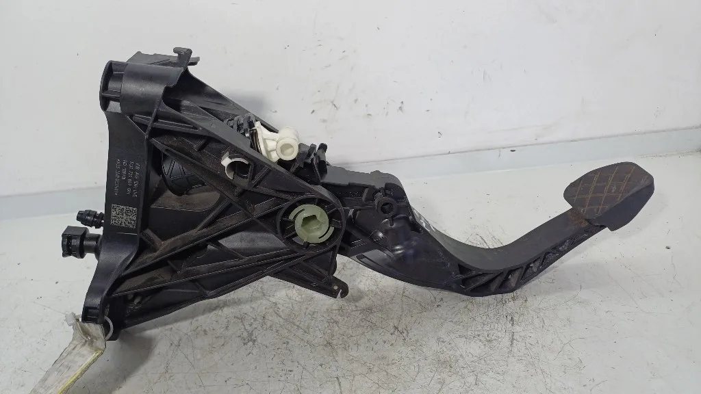 PEDALE FRIZIONE AUDI A3 Sportback Serie (8VF) 5Q1721059GH DGTE (16>)