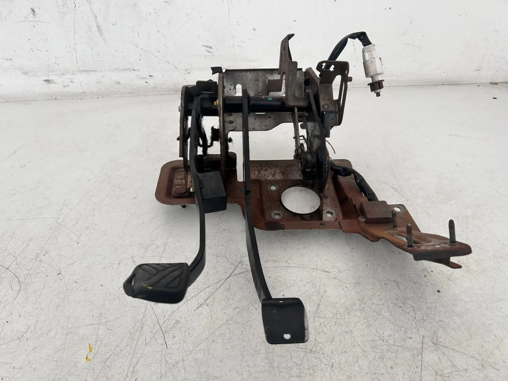 PEDALIERA FRENO + FRIZIONE FIAT Sedici 2° Serie (09>)