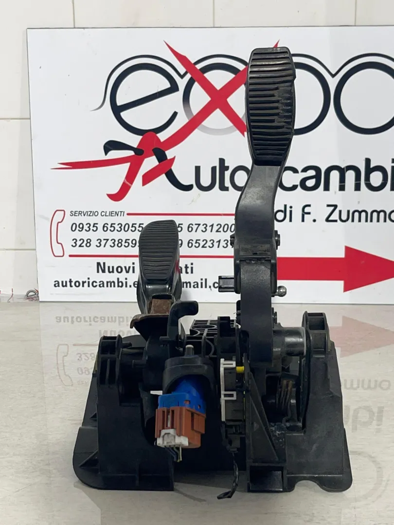 PEDALIERA FRENO + FRIZIONE LANCIA Ypsilon 4° Serie 52101363 con codice motore 312B1000 (11>23)