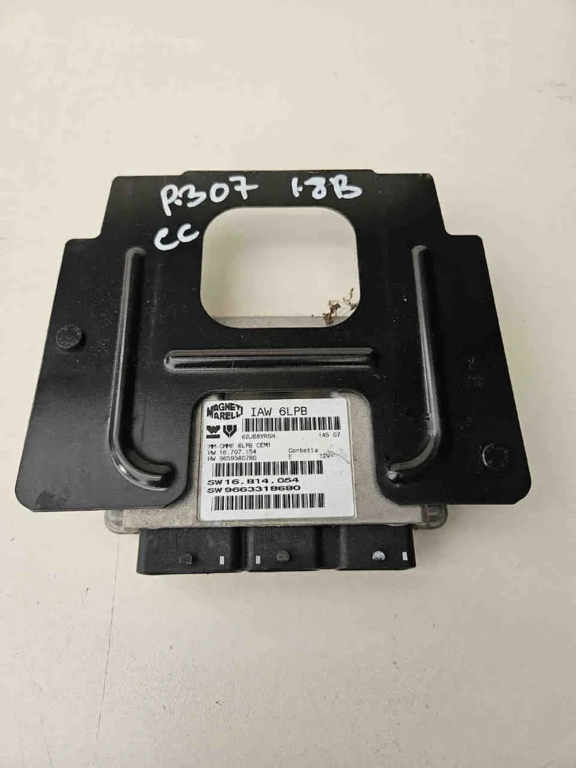 Centralina motore PEUGEOT 307 Cabrio 2° Serie del 2005  CODICE RICAMBIO : iaw6lpb
