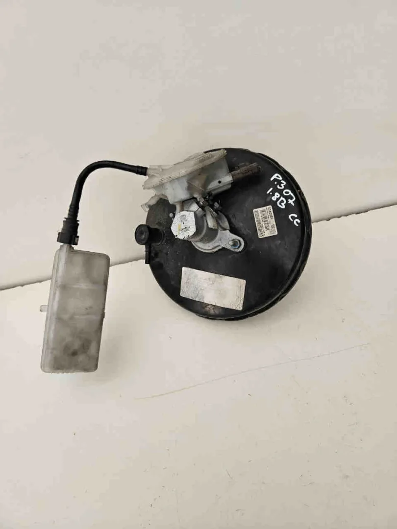 Servofreno PEUGEOT 307 Cabrio 2° Serie del 2005  CODICE RICAMBIO : 0204051592