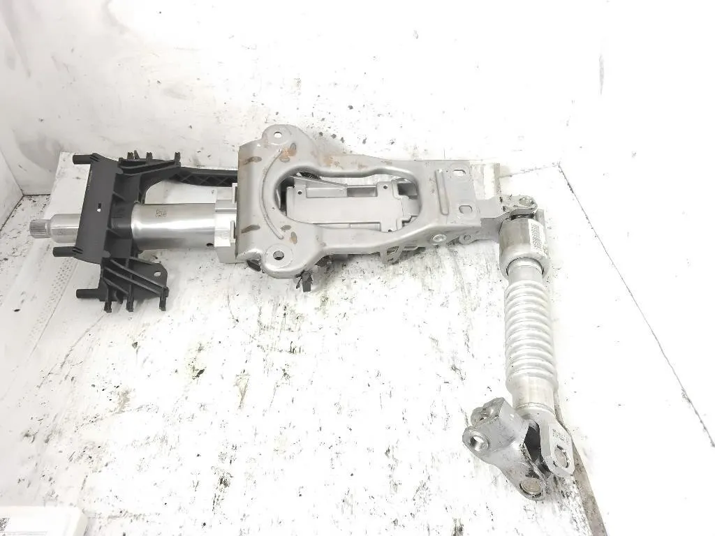 PIANTONE STERZO con codice 688344103 da BMW Serie 1 F40 (19>)