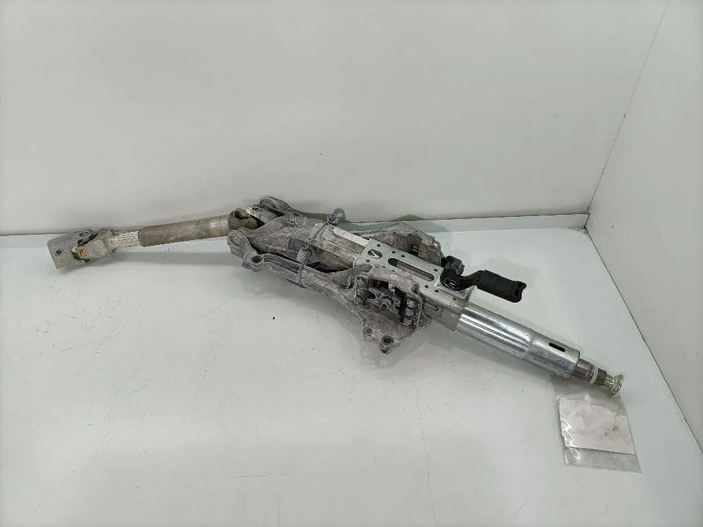 PIANTONE STERZO con codice A2464608801 da MERCEDES CLA Shooting Brake (15>>)