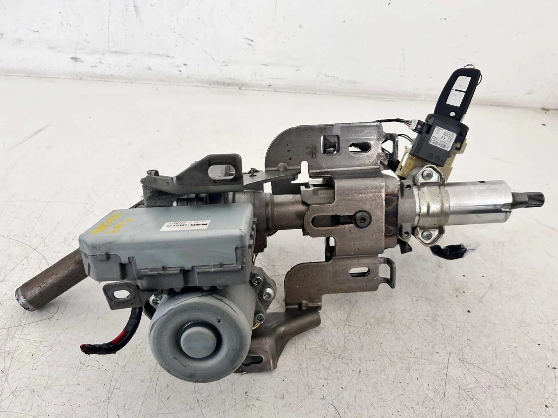 PIANTONE STERZO con codice EANCEC0189 da NISSAN Qashqai Serie (14>)