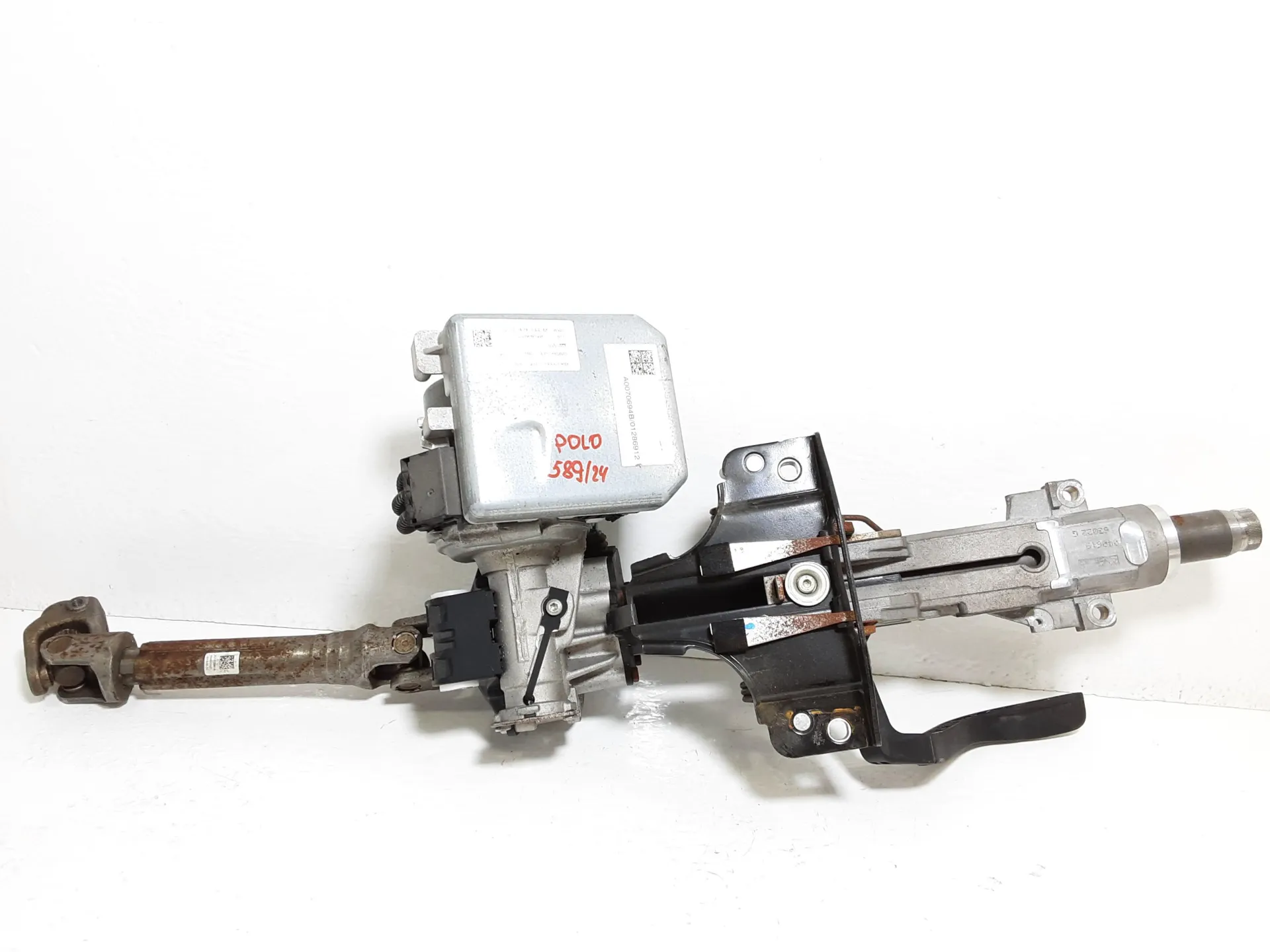 PIANTONE STERZO con codice 2Q1423510AH da VOLKSWAGEN Polo 6° Serie (17>)