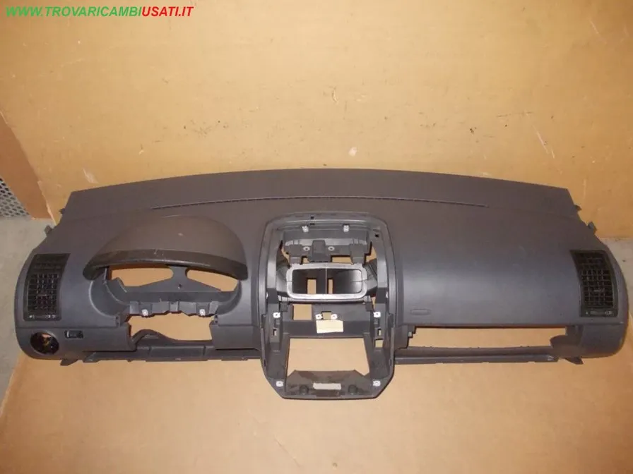 PLANCIA PORTASTRUMENTI grigio GRIGIO SCURO 05 > VOLKSWAGEN POLO (9N) ABBINATO SOLO A KIT AIRBAG