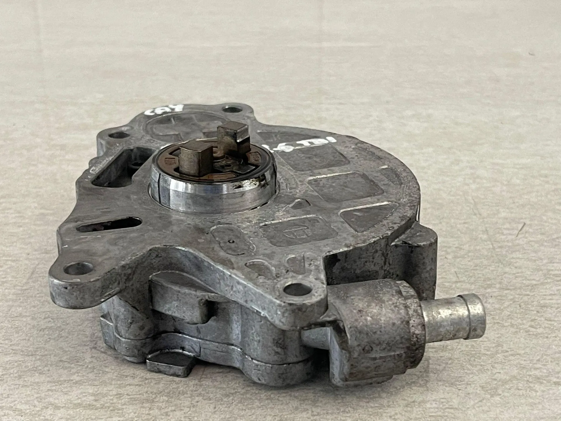 POMPA A VUOTO VOLKSWAGEN Golf 6 Berlina 03L145100 Diesel 1600 (08>12)