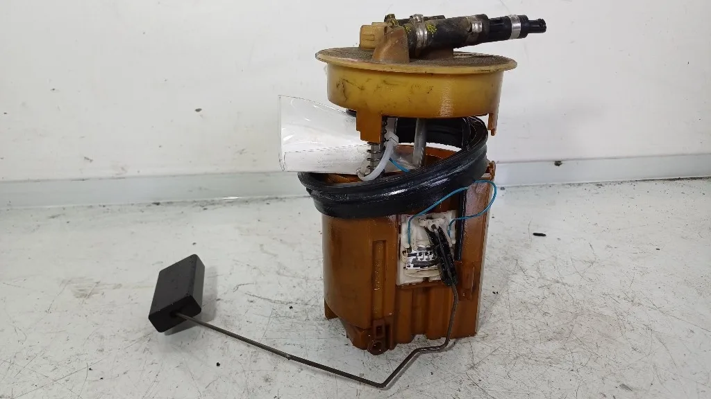 POMPA CARBURANTE MERCEDES Vito W638 6385420904 611980 diesel 2151 (95>03)