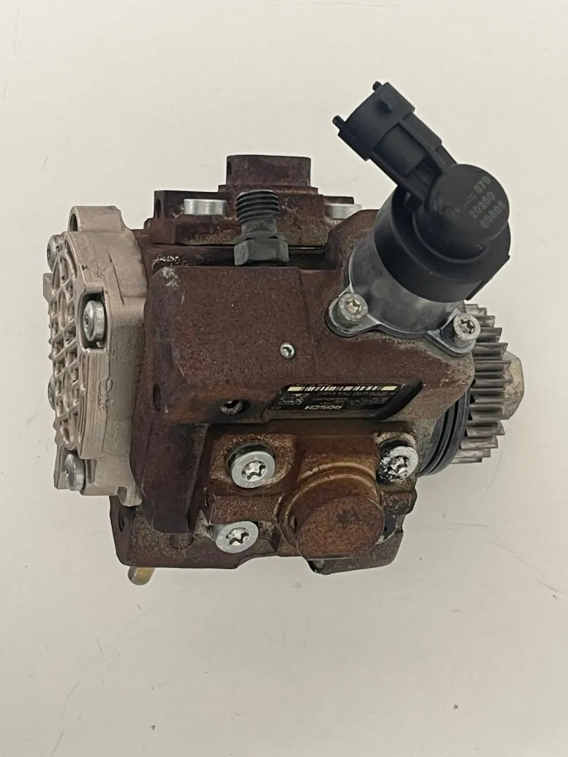 POMPA INIEZIONE DIESEL con codice 0445010170 da NISSAN Qashqai 2° Serie con codice motore M9R/M9R Diesel 2000 (10>13)