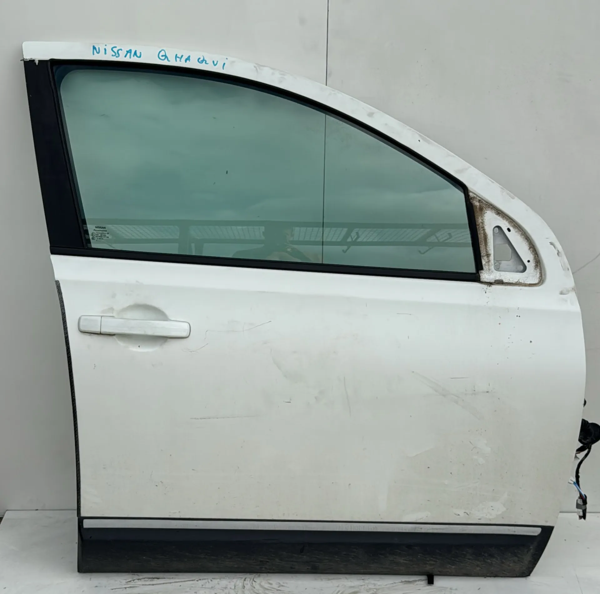 PORTA A/DX NISSAN QASHQAI 02/07> BIANCA C/ALZ. E SERR.
