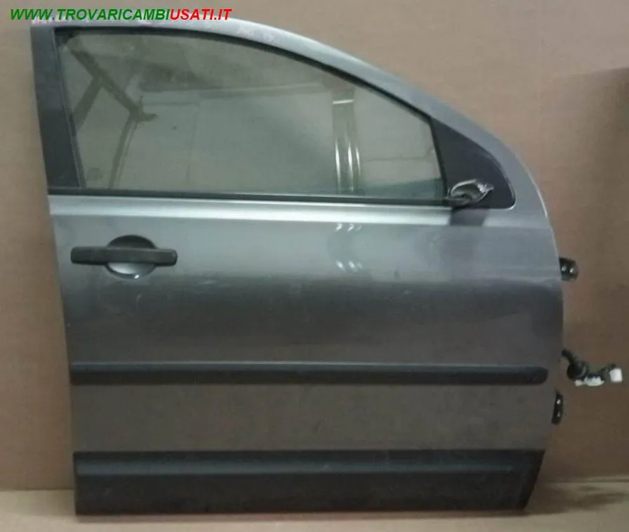 PORTA A/DX NISSAN QASHQAI GRIGIO MEDIO MET. C/ALZ. E SERR. MONT. EST.39,5 CM