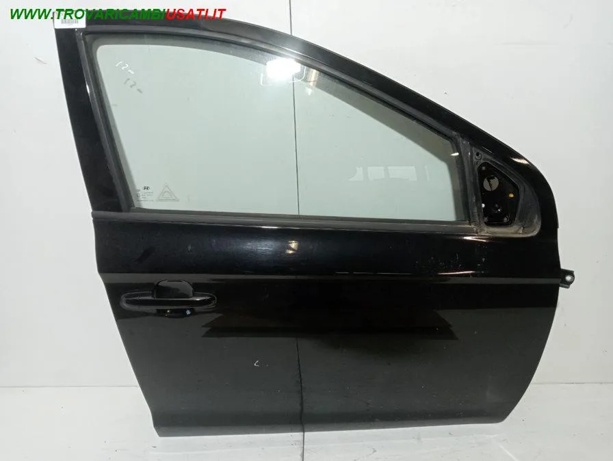 PORTA ANT. DX NERA CON AL / SE / MANIGLIA