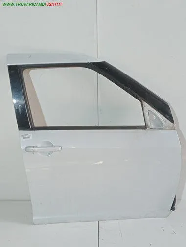 PORTA ANT.DX BIANCO  CON SE SUZUKI - SWIFT - 2010 > 2017 CODICE/I: OE 6800168L00000 999-U1309582