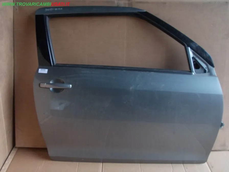PORTA D. GRIGIO MEDIO MET. SUZUKI SWIFT (AZ/NZ)