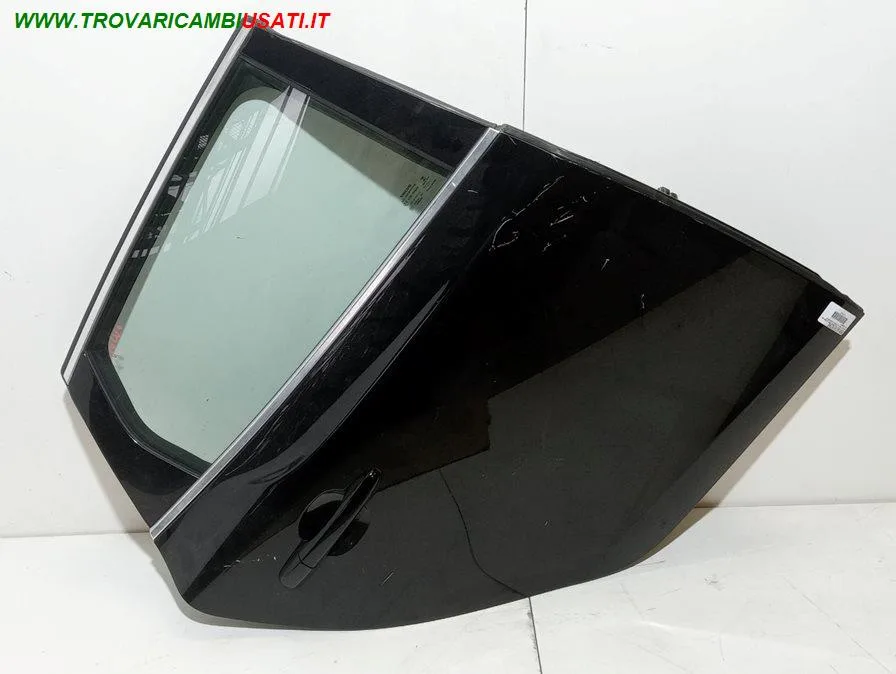 PORTA POST. DX. NERO MET. CON AL / SE VOLVO - V40 - 2012 > 2016, VOLVO - V40 / V40 CROSS COUNTRY - 2016 >, VOLVO - V40 CROSS COUNTRY - 2012 > 2016 CODICE/I: OE 31424671 999-U1310792 OE 31402337 OE ...