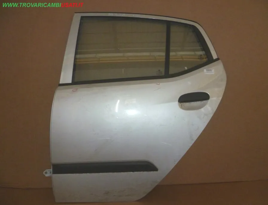 PORTA POST.S. ARGENTO HYUNDAI i 10 (2 Picc. Sgn) (PA)
