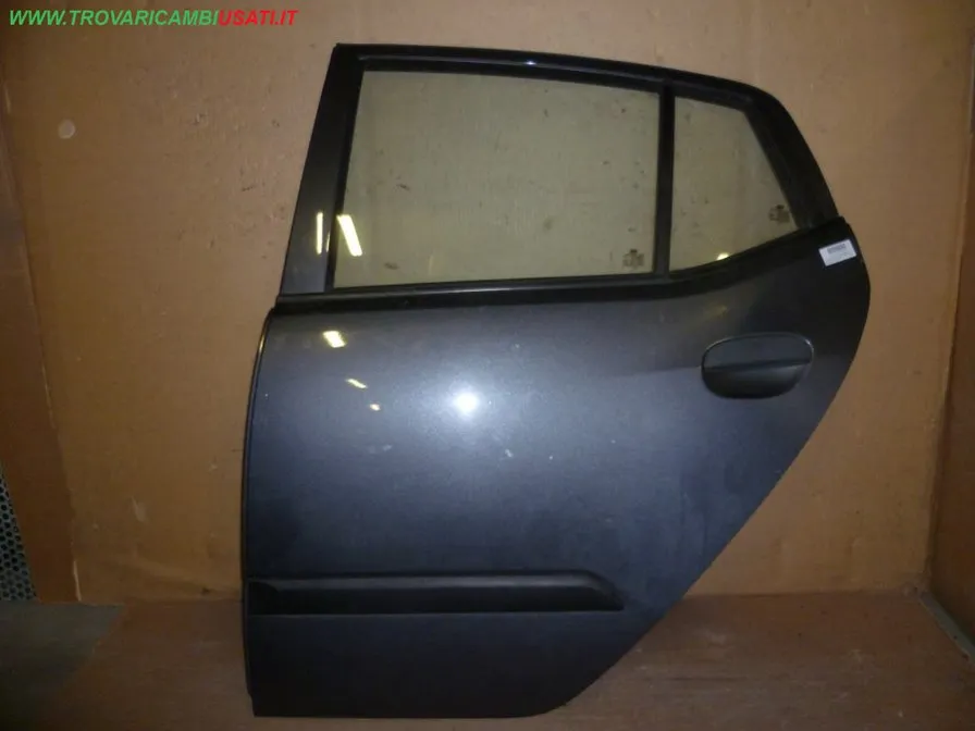 PORTA POST.S. GRIGIO MEDIO MET HYUNDAI i 10 (PA)
