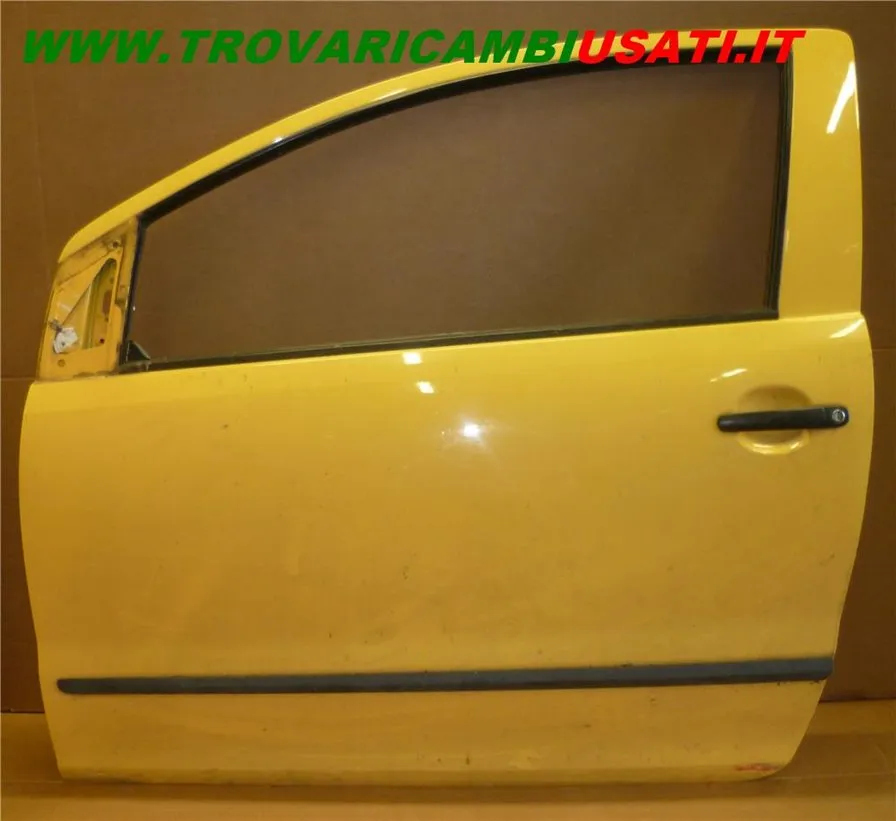 PORTA S. GIALLA CON ALZACR. VOLKSWAGEN FOX (5Z)