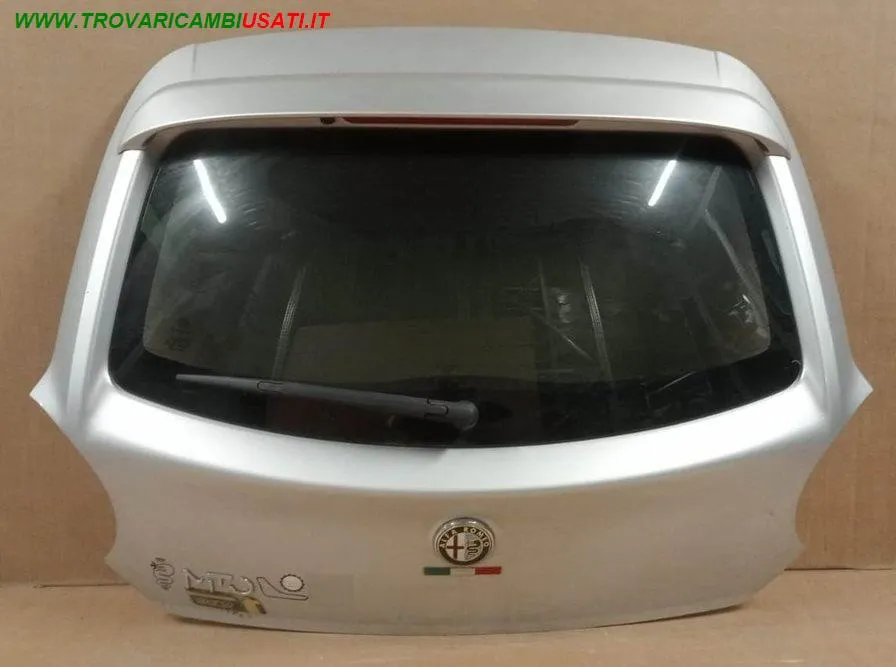 PORTELLO POST.ARGENTO C/MOT. E SPOILER NO SERRATURA