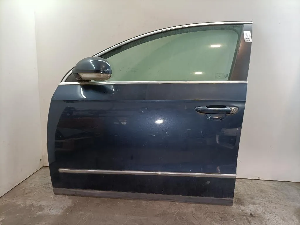 PORTIERA ANTERIORE SINISTRA VOLKSWAGEN Passat Variant 4° Serie 3C4831055J BMR (05>10)