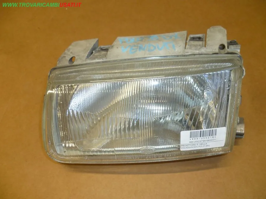 PROIETTORE S. HELLA VOLKSWAGEN POLO (6N)