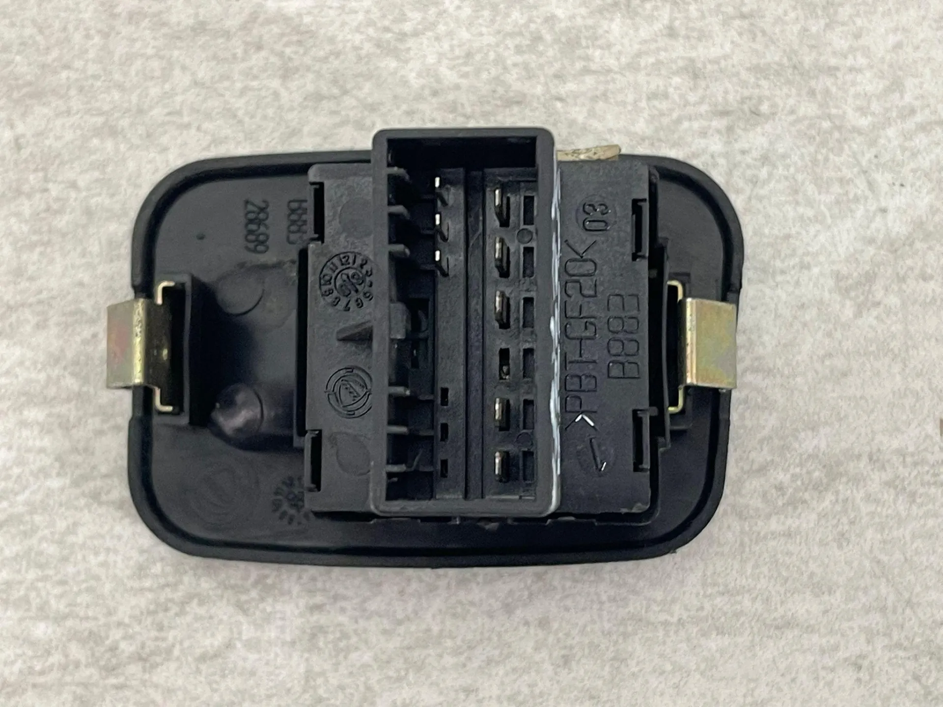 PULSANTIERA ANTERIORE DESTRA LANCIA Ypsilon 2° Serie 735360607 (06>10)