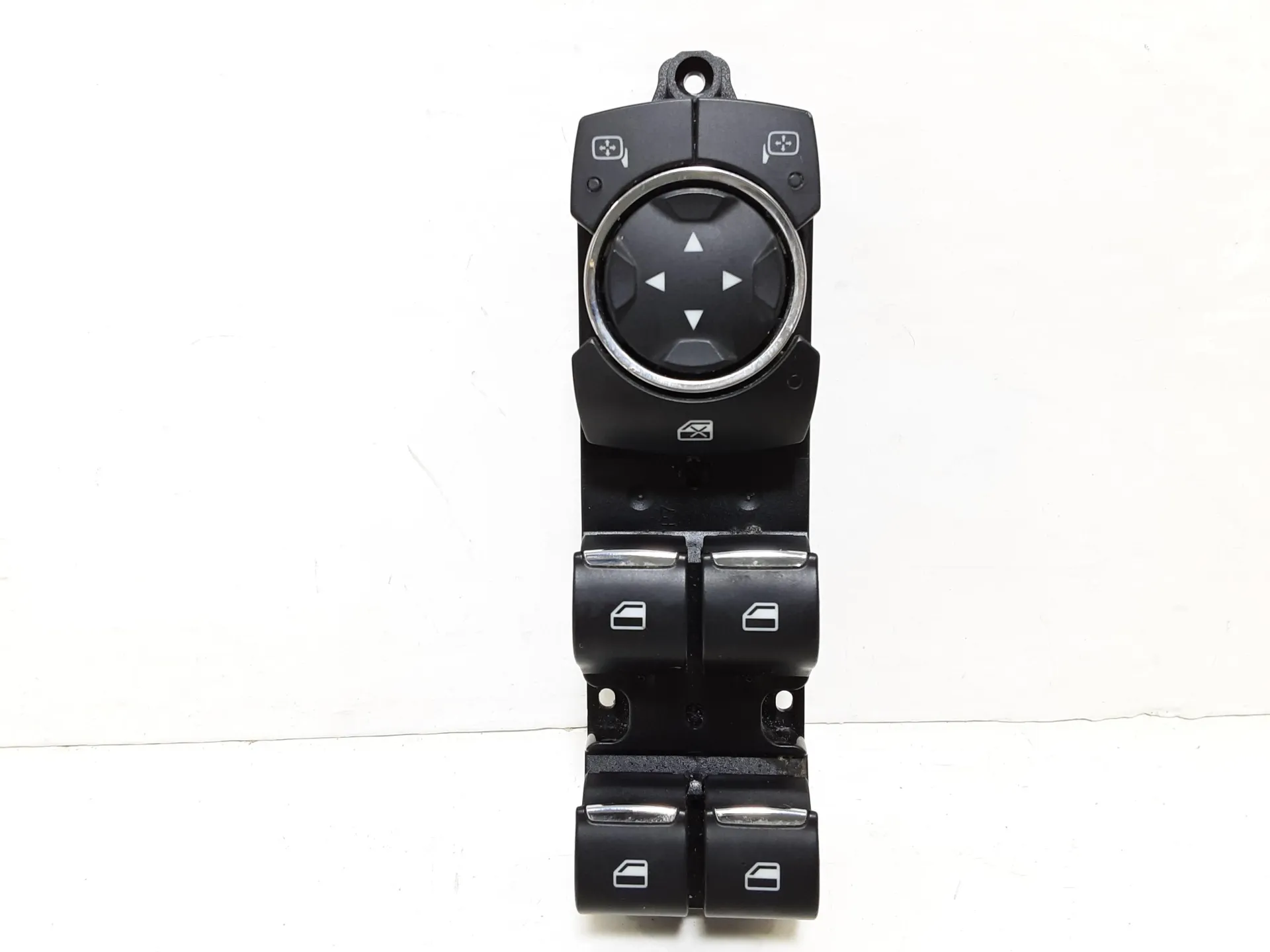 PULSANTIERA ANTERIORE SINISTRA con codice DG9T14540ACW da FORD EcoSport Serie (12>)