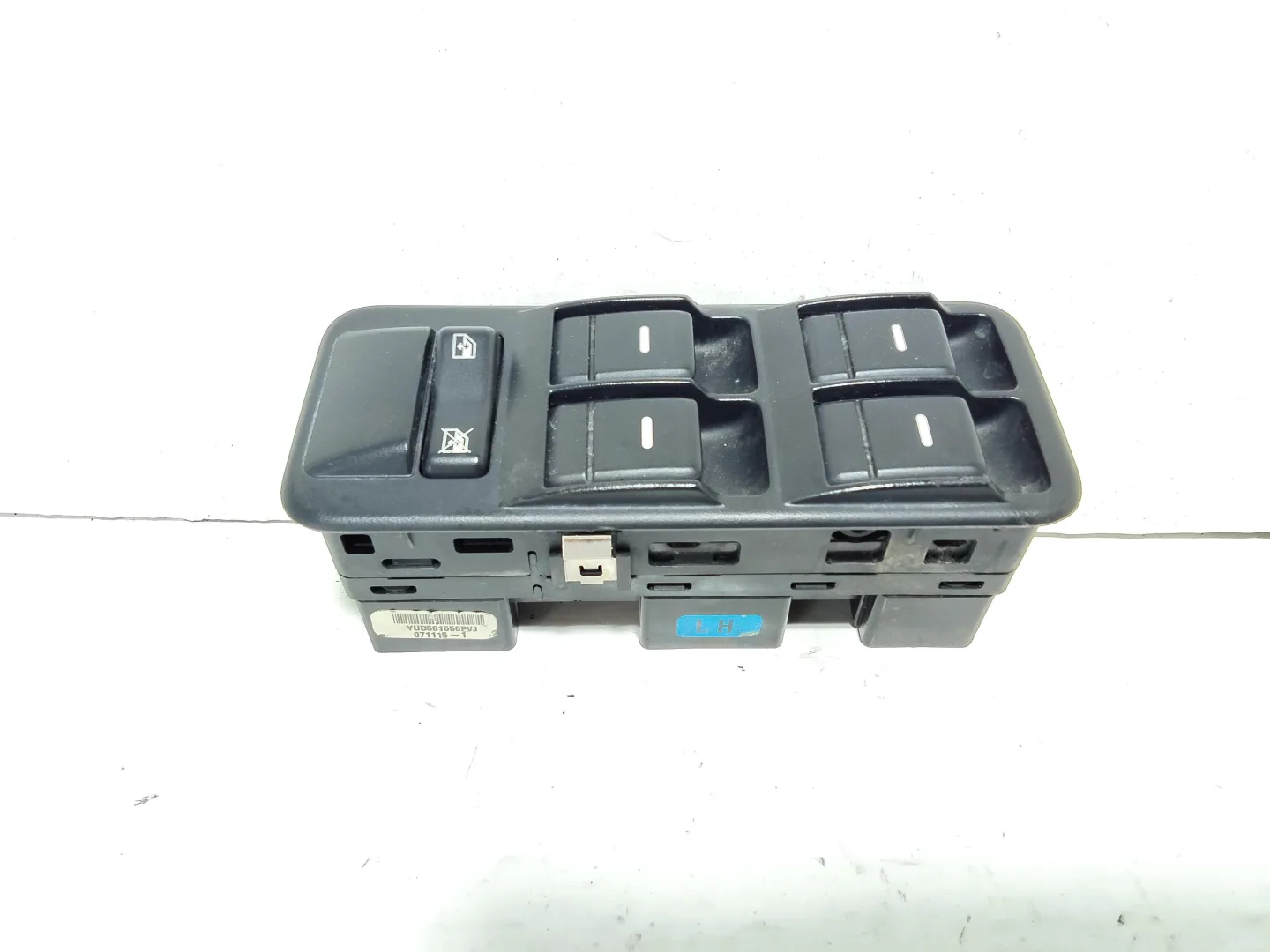 PULSANTIERA ANTERIORE SINISTRA con codice YUD501550PVJ da LAND ROVER Range Rover SPORT (05>13)