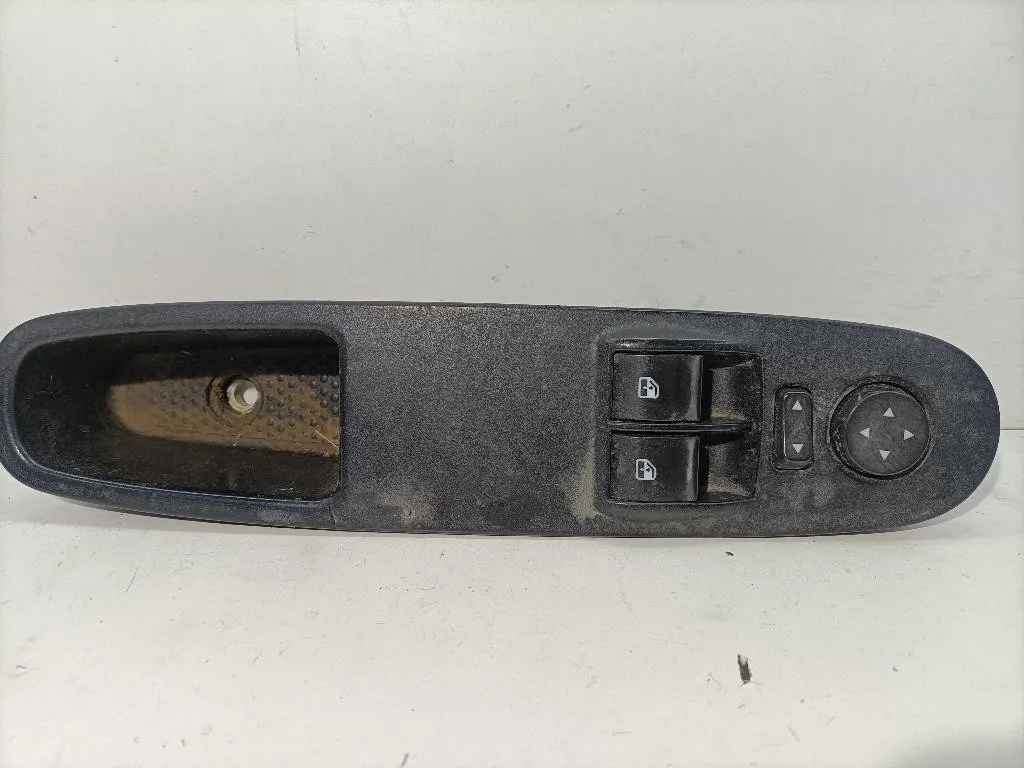 PULSANTIERA ANTERIORE SINISTRA LANCIA Ypsilon 4° Serie 735531345 199B1000 (11>)