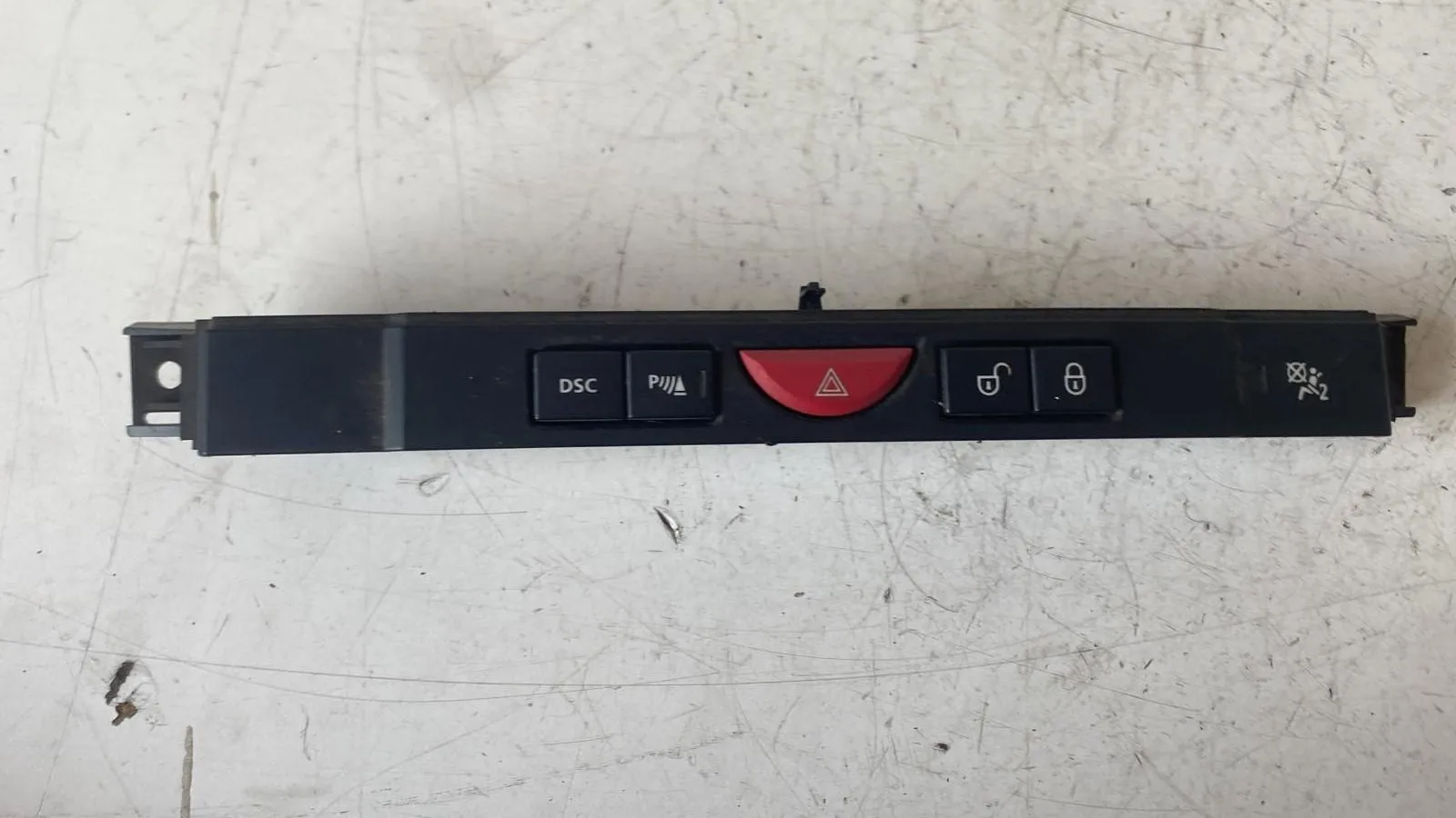 PULSANTIERA CENTRALE con codice 8H32-13D734-BA da LAND ROVER Range Rover SPORT (05>13)