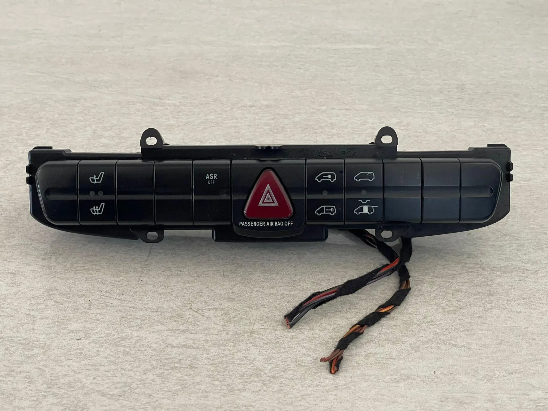 PULSANTIERA CENTRALE con codice 6395454607 da MERCEDES Vito W639 2° Serie (03>14)