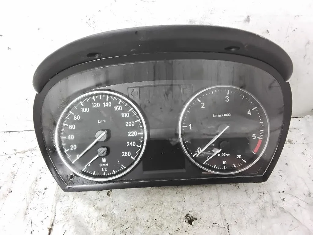 QUADRO STRUMENTI con codice 9187060-02 da BMW Serie 3 E90 Berlina 2° Serie (08>)
