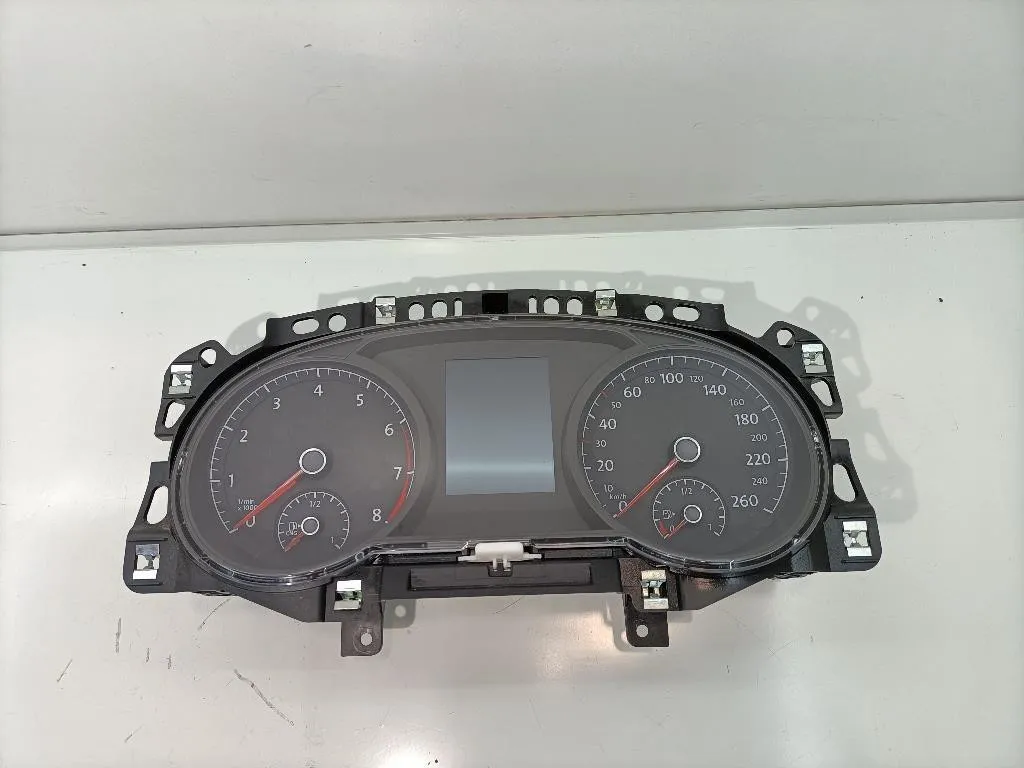 QUADRO STRUMENTI CENTRALE LIVELLI con codice 5G1920742A da VOLKSWAGEN Golf 7 Variant (12>) (12>17)