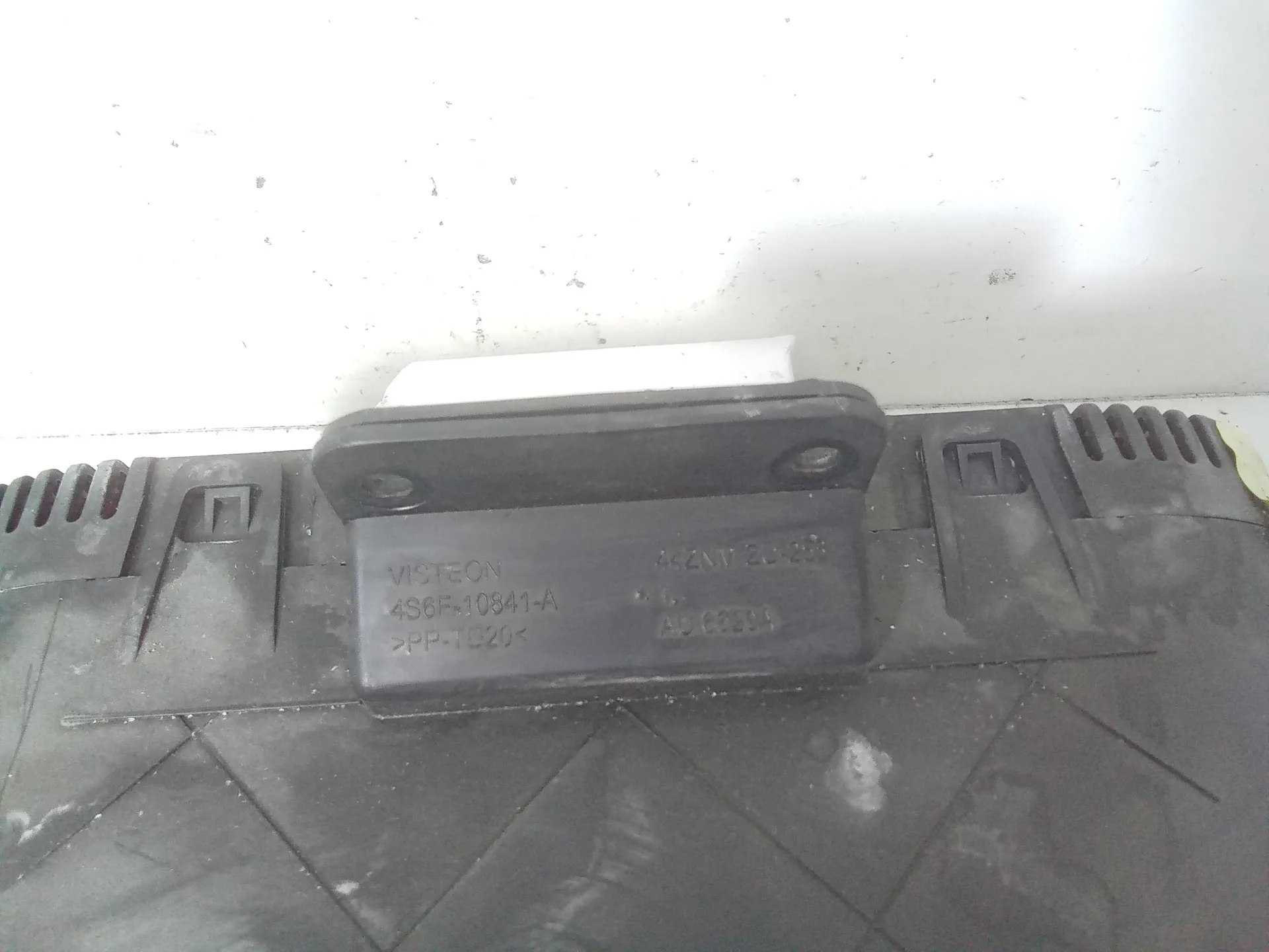 QUADRO STRUMENTI con codice 4s6f-10841-a da FORD Fiesta 5° Serie (05>08)