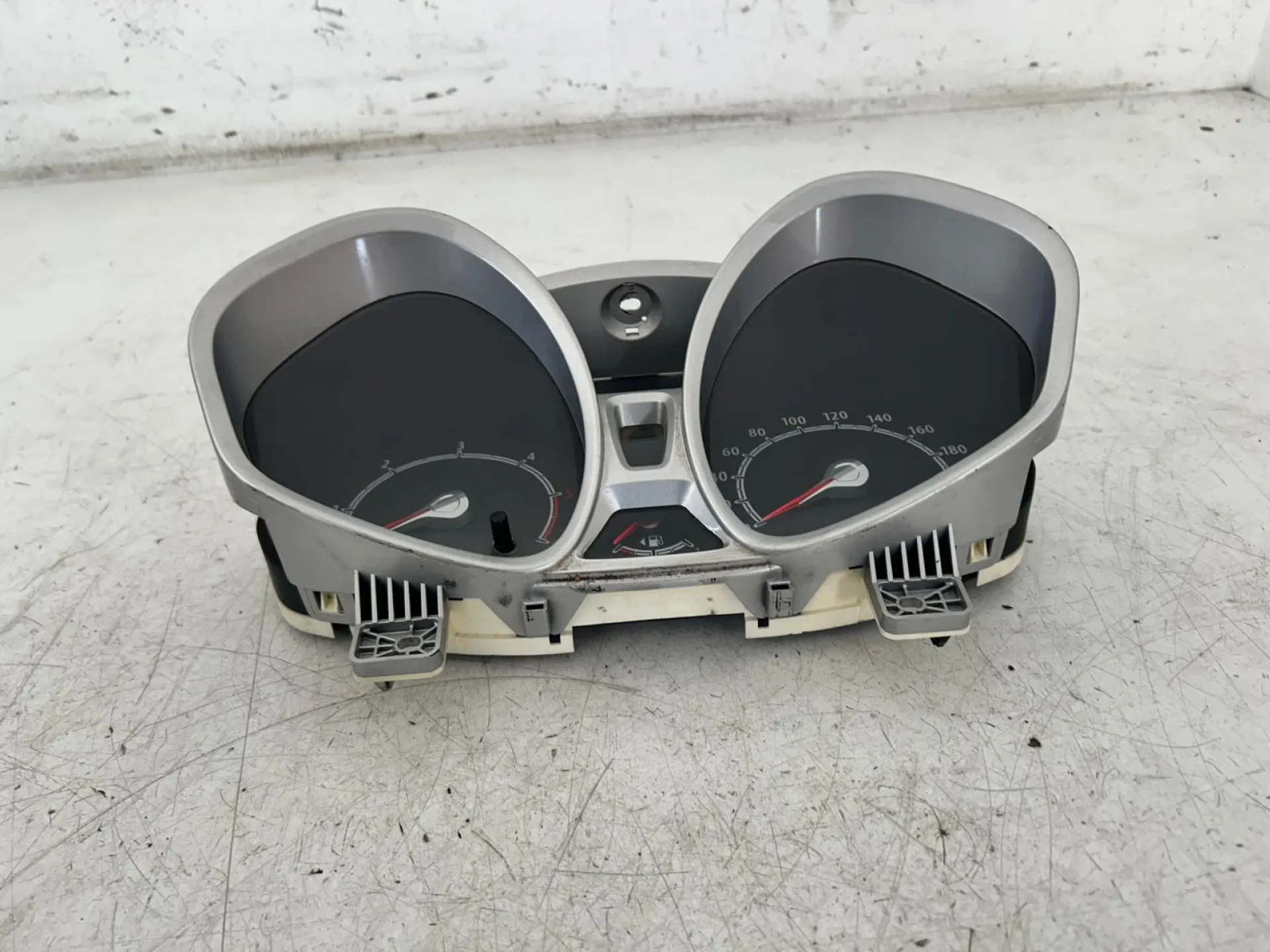 QUADRO STRUMENTI con codice 8A6T-10849-GD da FORD Fiesta 6° Serie (08>17)