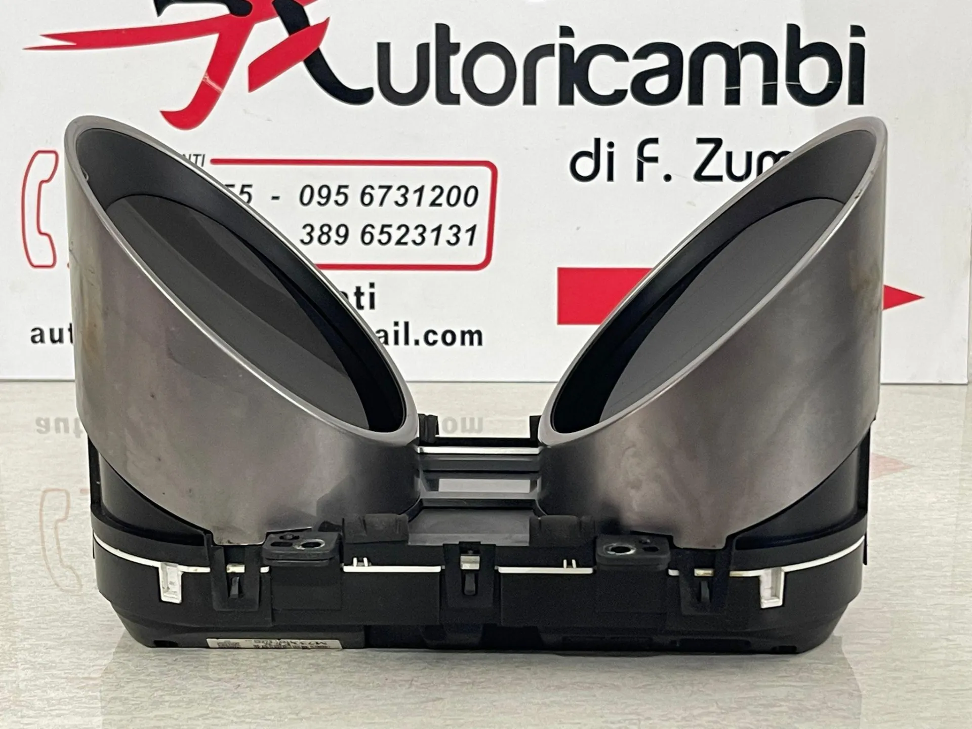 QUADRO STRUMENTI con codice 94007-2Y330 da HYUNDAI iX35 1° Serie (10>)